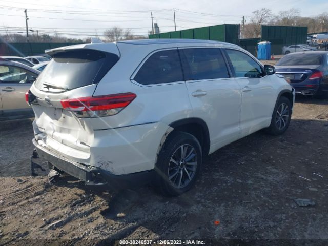 Photo 3 VIN: 5TDJZRFH8HS510942 - TOYOTA HIGHLANDER 