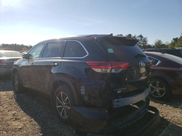 Photo 2 VIN: 5TDJZRFH8JS528525 - TOYOTA HIGHLANDER 