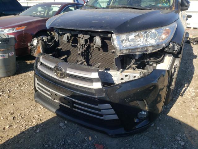 Photo 8 VIN: 5TDJZRFH8JS528525 - TOYOTA HIGHLANDER 