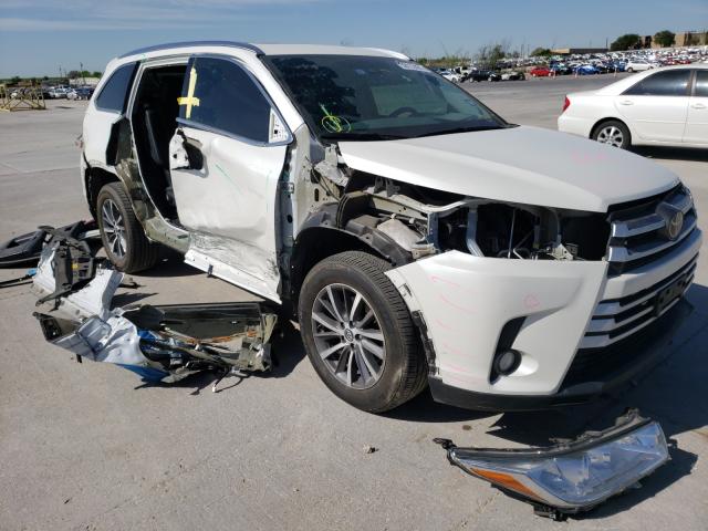 Photo 8 VIN: 5TDJZRFH8JS539170 - TOYOTA HIGHLANDER 