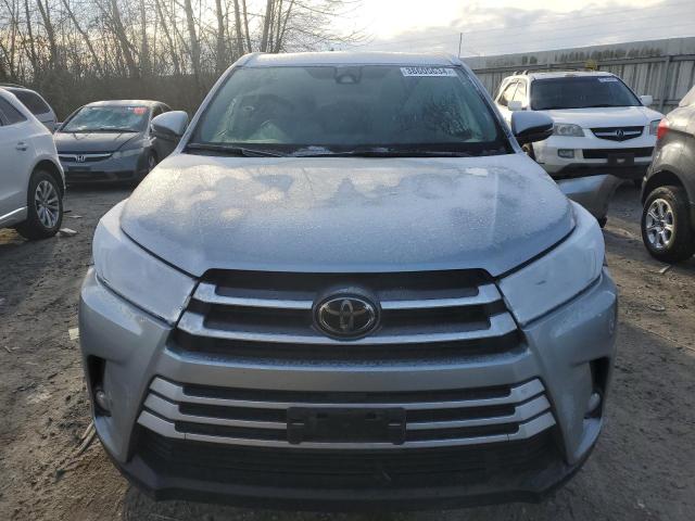 Photo 4 VIN: 5TDJZRFH8JS546622 - TOYOTA HIGHLANDER 