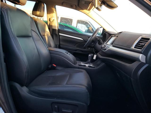 Photo 4 VIN: 5TDJZRFH8JS829151 - TOYOTA HIGHLANDER 