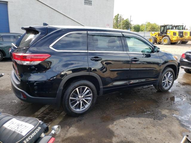 Photo 2 VIN: 5TDJZRFH8JS870749 - TOYOTA HIGHLANDER 