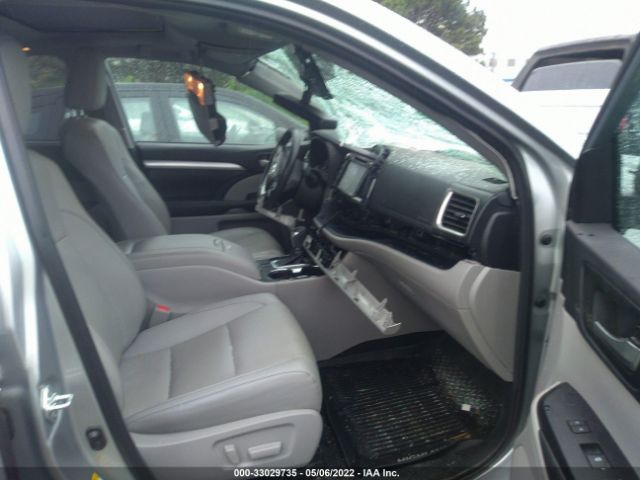 Photo 4 VIN: 5TDJZRFH8KS573885 - TOYOTA HIGHLANDER 