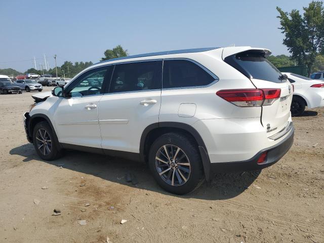 Photo 1 VIN: 5TDJZRFH8KS577872 - TOYOTA HIGHLANDER 