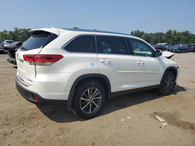 Photo 2 VIN: 5TDJZRFH8KS577872 - TOYOTA HIGHLANDER 