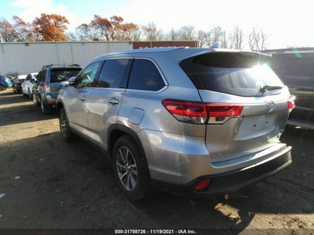 Photo 2 VIN: 5TDJZRFH8KS580917 - TOYOTA HIGHLANDER 