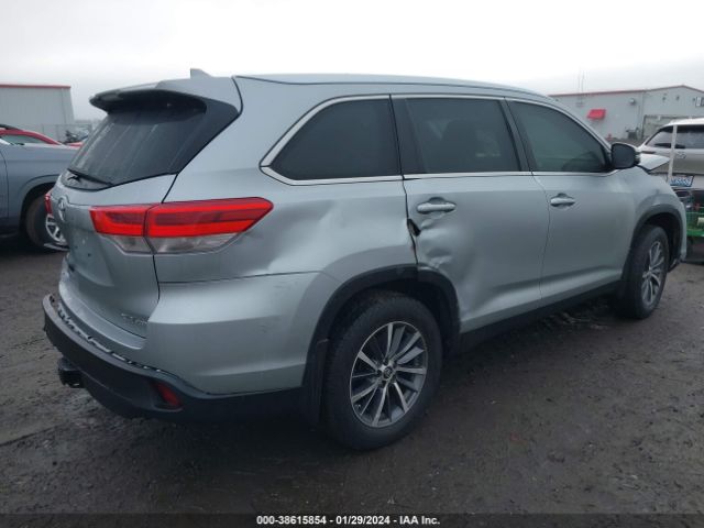 Photo 3 VIN: 5TDJZRFH8KS598057 - TOYOTA HIGHLANDER 