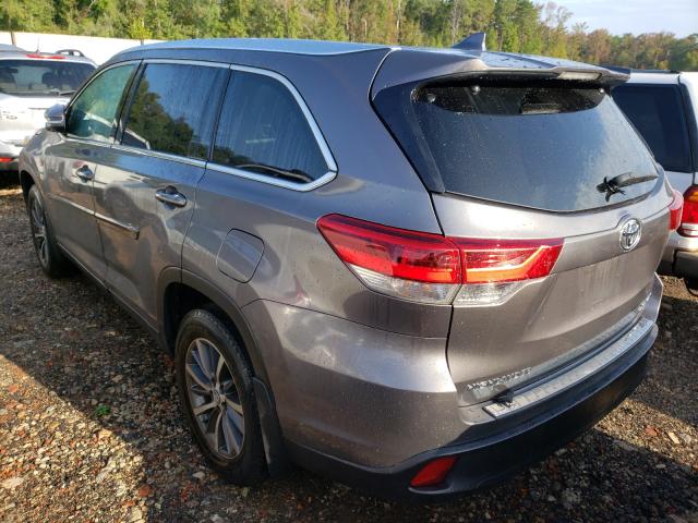 Photo 2 VIN: 5TDJZRFH8KS929686 - TOYOTA HIGHLANDER 