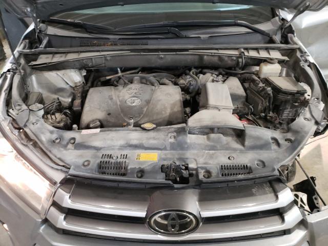 Photo 6 VIN: 5TDJZRFH9HS374482 - TOYOTA HIGHLANDER 