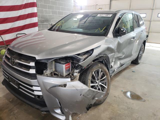 Photo 8 VIN: 5TDJZRFH9HS374482 - TOYOTA HIGHLANDER 