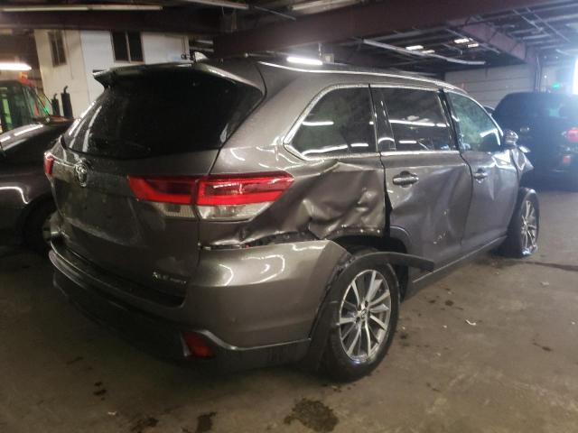 Photo 3 VIN: 5TDJZRFH9HS377737 - TOYOTA HIGHLANDER 