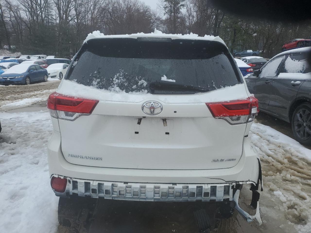 Photo 5 VIN: 5TDJZRFH9HS444935 - TOYOTA HIGHLANDER 