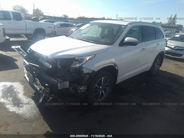 Photo 1 VIN: 5TDJZRFH9HS449438 - TOYOTA HIGHLANDER 