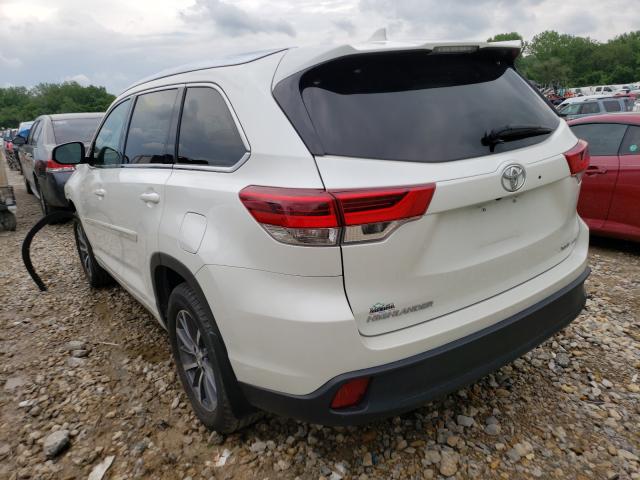 Photo 2 VIN: 5TDJZRFH9HS479247 - TOYOTA HIGHLANDER 