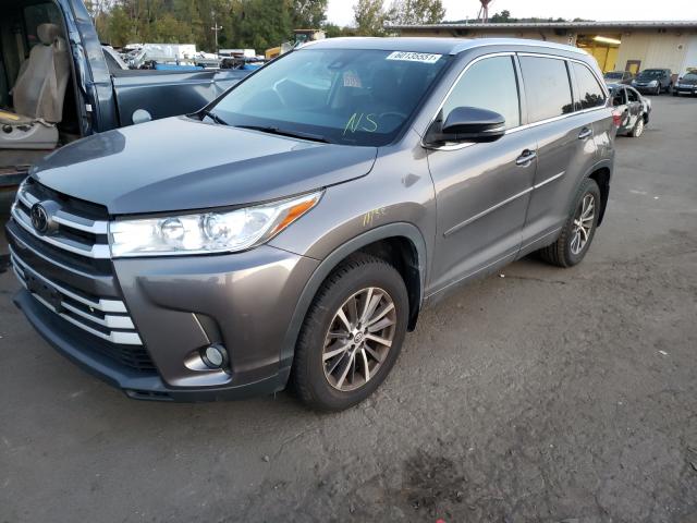 Photo 1 VIN: 5TDJZRFH9JS532826 - TOYOTA HIGHLANDER 