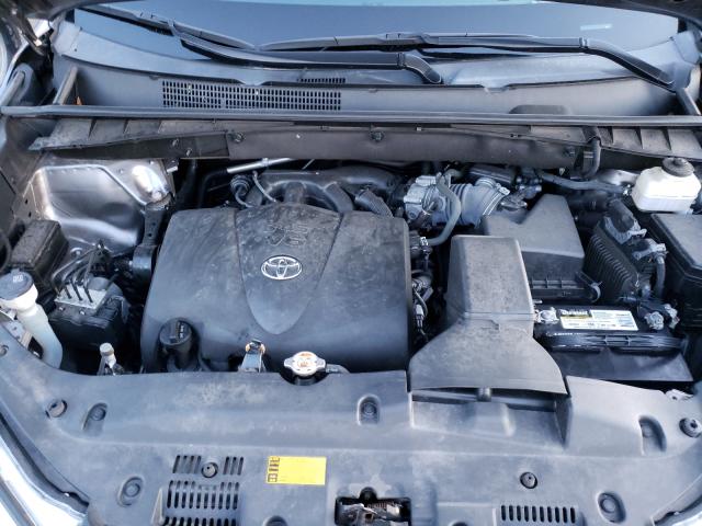 Photo 6 VIN: 5TDJZRFH9JS532826 - TOYOTA HIGHLANDER 