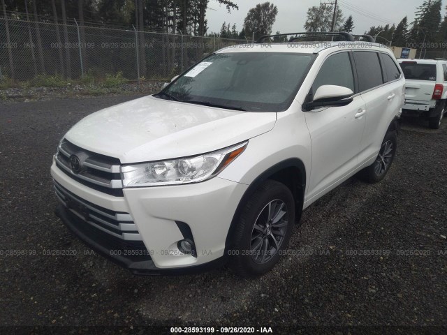 Photo 1 VIN: 5TDJZRFH9JS813167 - TOYOTA HIGHLANDER 