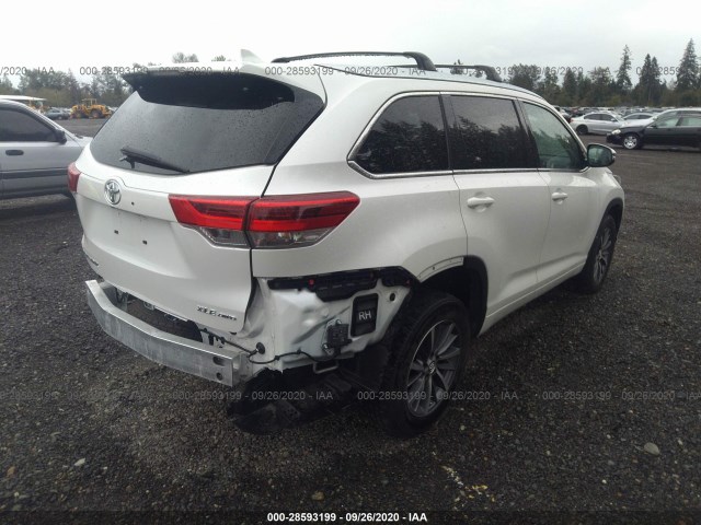 Photo 3 VIN: 5TDJZRFH9JS813167 - TOYOTA HIGHLANDER 