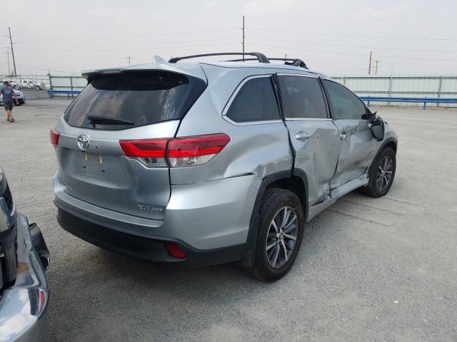 Photo 3 VIN: 5TDJZRFH9JS813296 - TOYOTA HIGHLANDER 