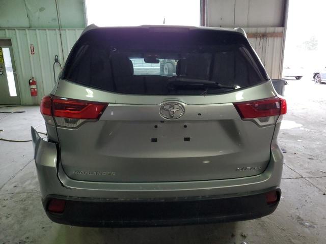 Photo 5 VIN: 5TDJZRFH9JS814187 - TOYOTA HIGHLANDER 