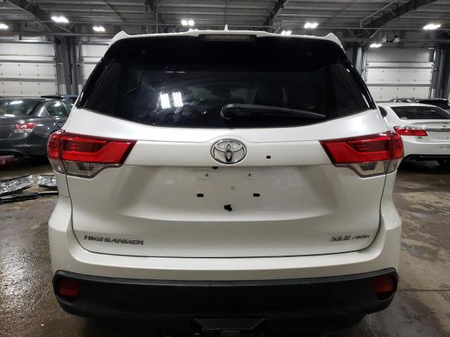 Photo 5 VIN: 5TDJZRFH9JS820331 - TOYOTA HIGHLANDER 