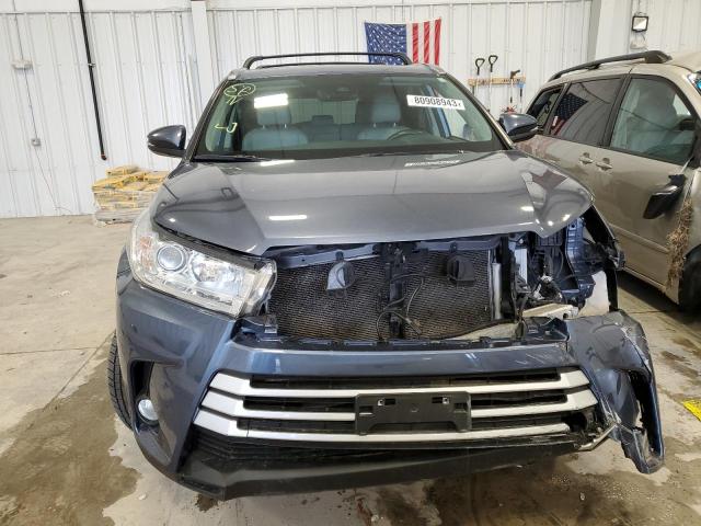 Photo 4 VIN: 5TDJZRFH9JS867892 - TOYOTA HIGHLANDER 