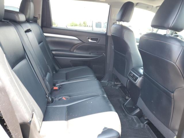 Photo 9 VIN: 5TDJZRFH9JS870422 - TOYOTA HIGHLANDER 