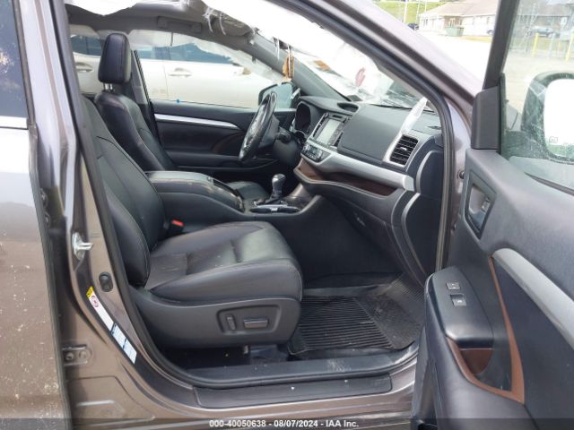 Photo 4 VIN: 5TDJZRFH9KS625511 - TOYOTA HIGHLANDER 