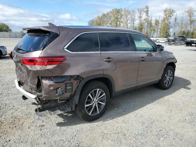 Photo 2 VIN: 5TDJZRFH9KS939479 - TOYOTA HIGHLANDER 