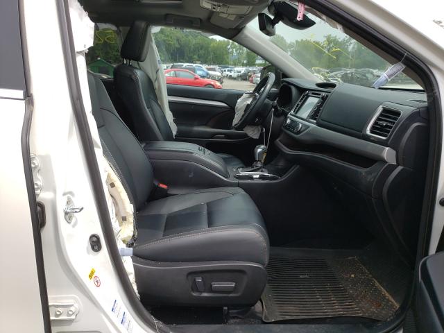 Photo 4 VIN: 5TDJZRFHXHS423298 - TOYOTA HIGHLANDER 