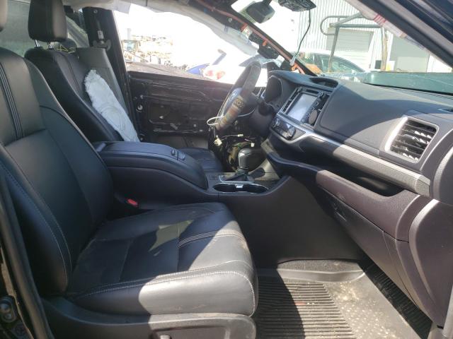 Photo 4 VIN: 5TDJZRFHXHS474395 - TOYOTA HIGHLANDER 