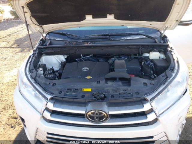 Photo 9 VIN: 5TDJZRFHXHS508822 - TOYOTA HIGHLANDER 