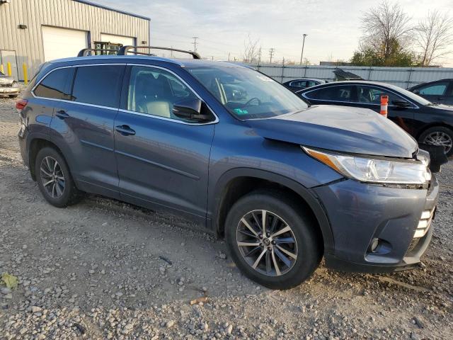 Photo 3 VIN: 5TDJZRFHXHS522512 - TOYOTA HIGHLANDER 