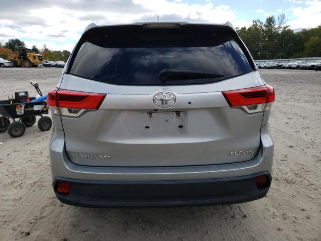 Photo 5 VIN: 5TDJZRFHXJS526467 - TOYOTA HIGHLANDER 