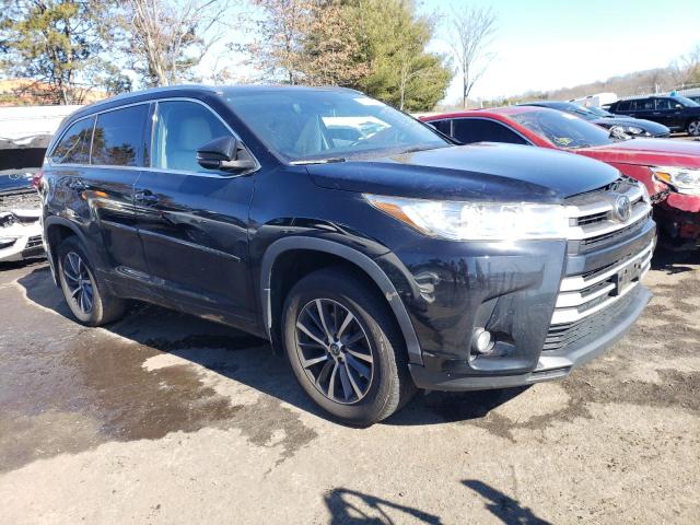 Photo 3 VIN: 5TDJZRFHXJS532723 - TOYOTA HIGHLANDER 