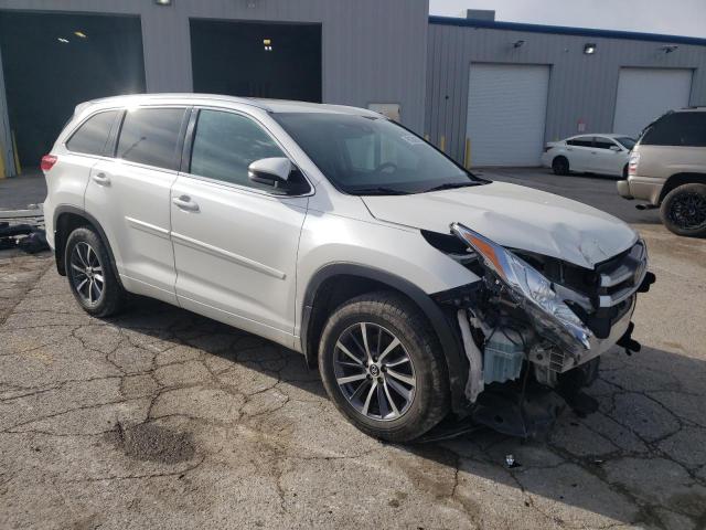 Photo 3 VIN: 5TDJZRFHXJS547397 - TOYOTA HIGHLANDER 