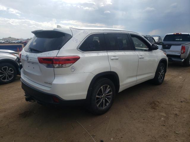 Photo 2 VIN: 5TDJZRFHXJS558738 - TOYOTA HIGHLANDER 