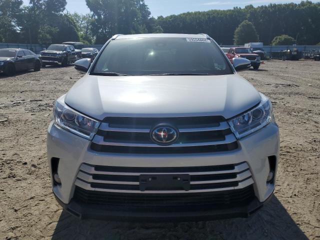 Photo 4 VIN: 5TDJZRFHXJS900186 - TOYOTA HIGHLANDER 