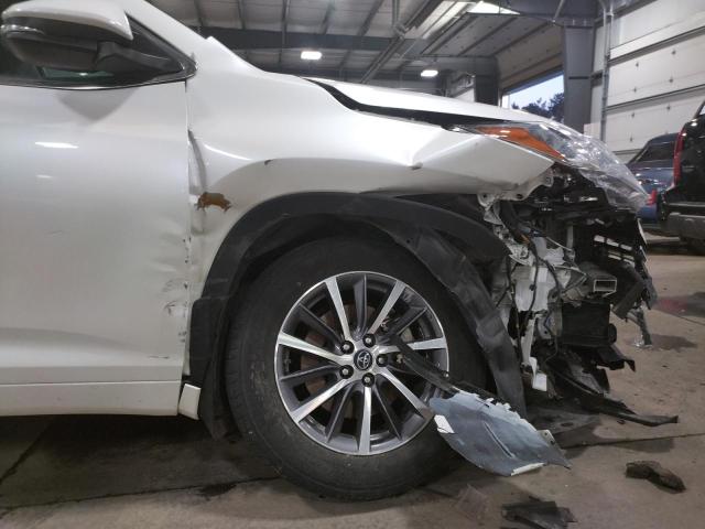 Photo 8 VIN: 5TDJZRFHXJS900611 - TOYOTA HIGHLANDER 