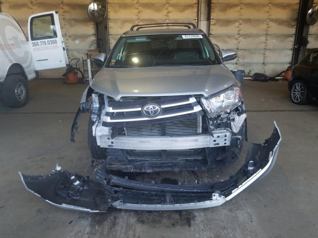 Photo 8 VIN: 5TDJZRFHXKS569692 - TOYOTA HIGHLANDER 