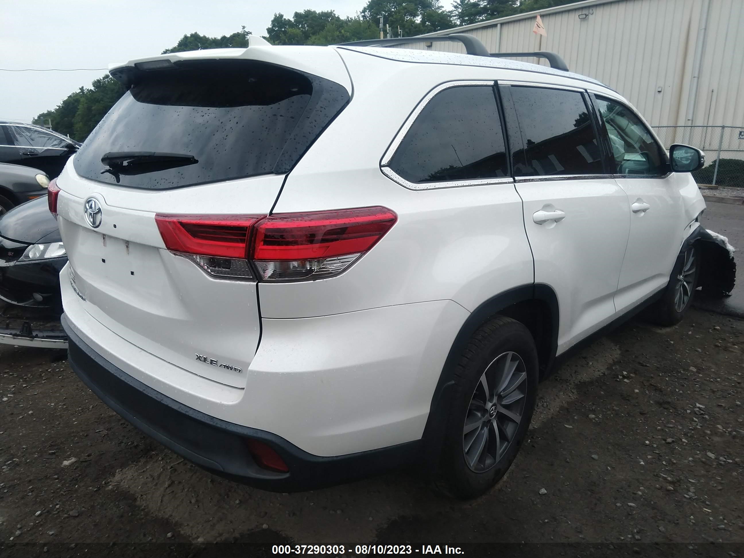 Photo 3 VIN: 5TDJZRFHXKS576982 - TOYOTA HIGHLANDER 