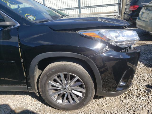 Photo 9 VIN: 5TDJZRFHXKS589411 - TOYOTA HIGHLANDER 