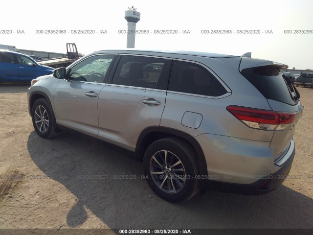 Photo 2 VIN: 5TDJZRFHXKS602058 - TOYOTA HIGHLANDER 