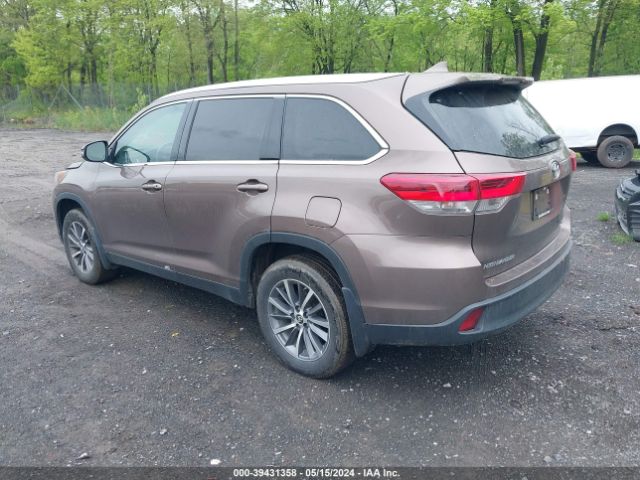 Photo 2 VIN: 5TDJZRFHXKS994569 - TOYOTA HIGHLANDER 