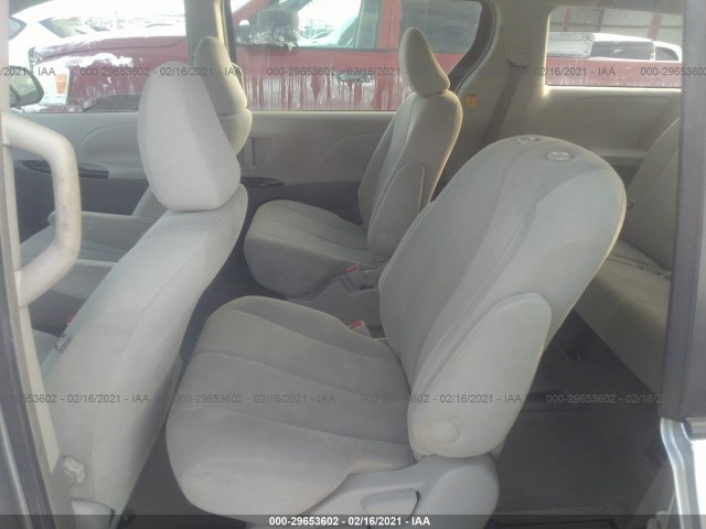 Photo 7 VIN: 5TDKA3DC0BS001547 - TOYOTA SIENNA 