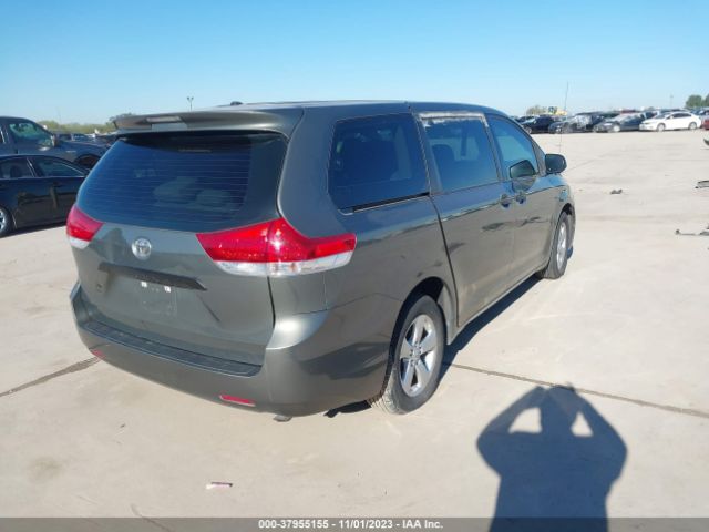 Photo 3 VIN: 5TDKA3DC0BS006652 - TOYOTA SIENNA 