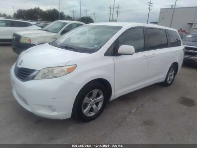 Photo 1 VIN: 5TDKA3DC0CS014381 - TOYOTA SIENNA 