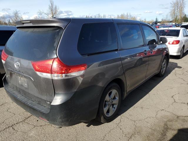 Photo 2 VIN: 5TDKA3DC0CS015062 - TOYOTA SIENNA 