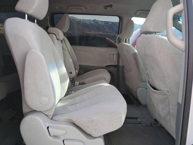 Photo 10 VIN: 5TDKA3DC0CS015076 - TOYOTA SIENNA BAS 